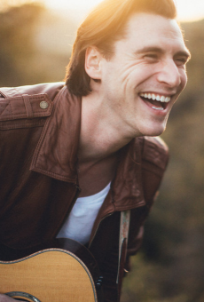 Collin Hauser – Blackbird